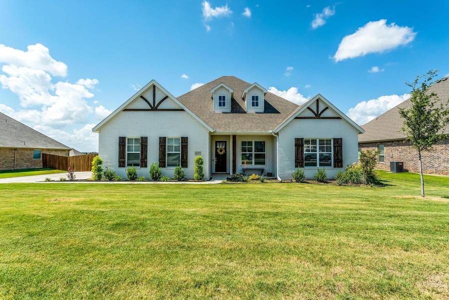 107 Oak View Drive, Godley, TX 76044