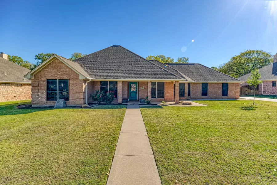 1709 Roberts Bend, Weatherford, TX 76086