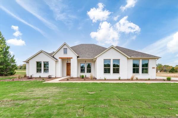 1009 Monaco Court, Springtown, TX 76082