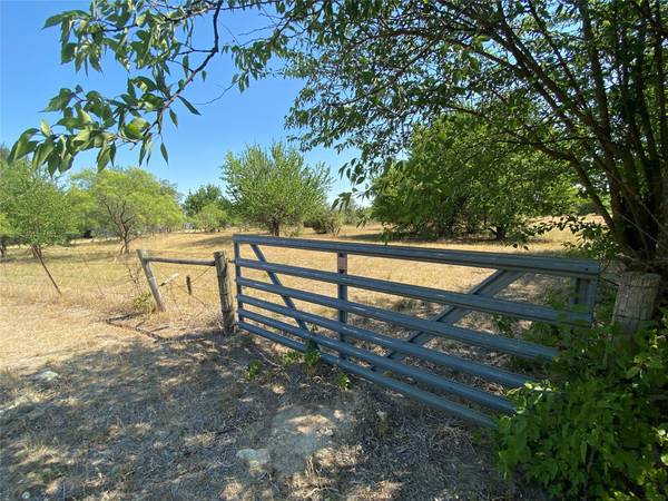 7125 Sundance Court, Joshua, TX 76058