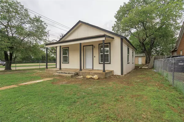 Fort Worth, TX 76104,1724 Ash Crescent Street