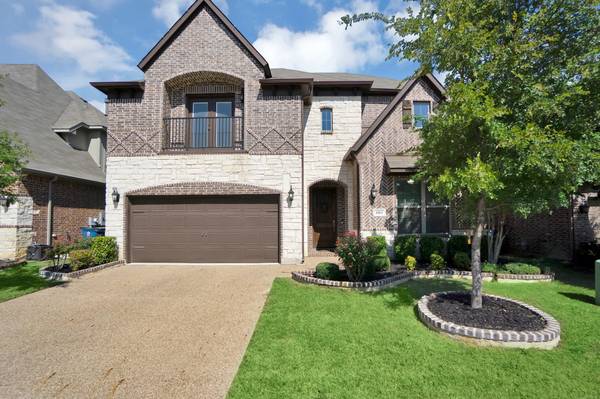 1015 Olivia Drive, Lewisville, TX 75067