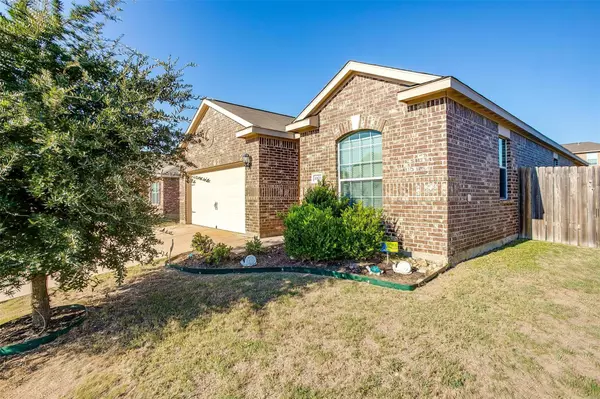 Crowley, TX 76036,1101 Flatwater Trail