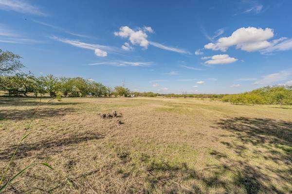 7921 Apollo Drive, Joshua, TX 76058