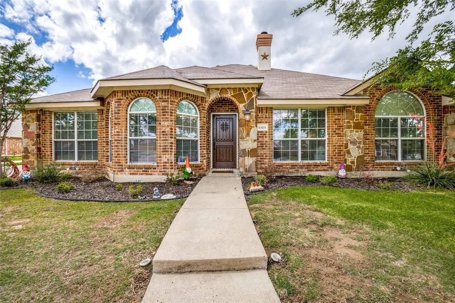 8109 Evening Star Drive, Rowlett, TX 75089