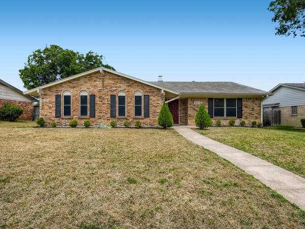 3019 Portsmouth Drive, Mesquite, TX 75149