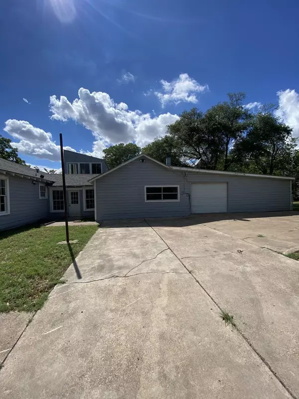 Marlin, TX 76661,313 Houghton Avenue