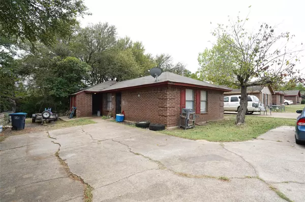 1316 Meriwether Avenue, Fort Worth, TX 76115