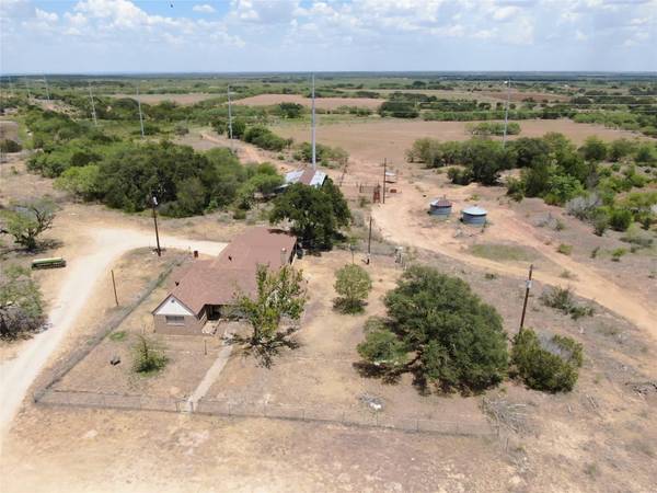 561 CR 106, Santa Anna, TX 76878