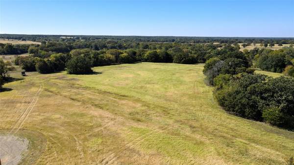 6 Private Road 9910, Malakoff, TX 75148