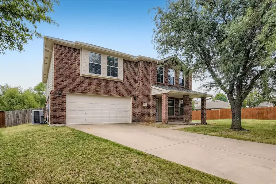 7101 Bannock Drive, Fort Worth, TX 76179