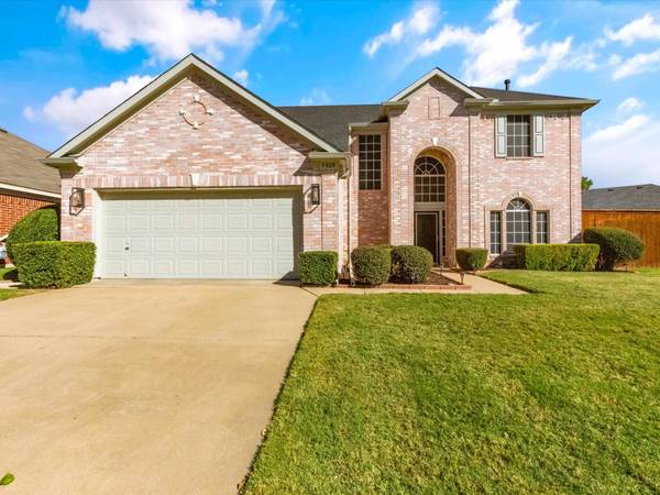 5828 Rockport Lane, Haltom City, TX 76137