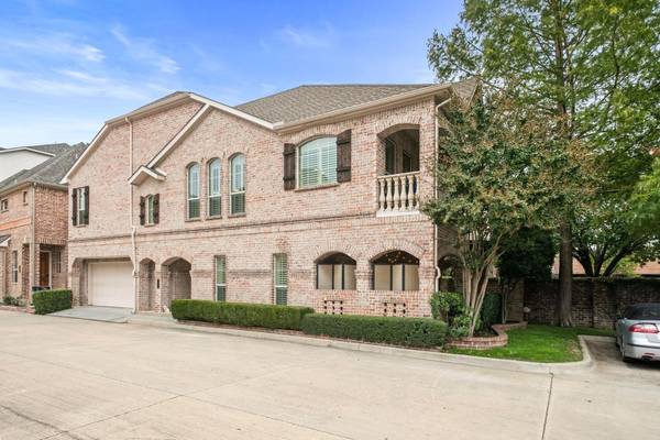 18130 Frankford Lakes Circle, Dallas, TX 75252