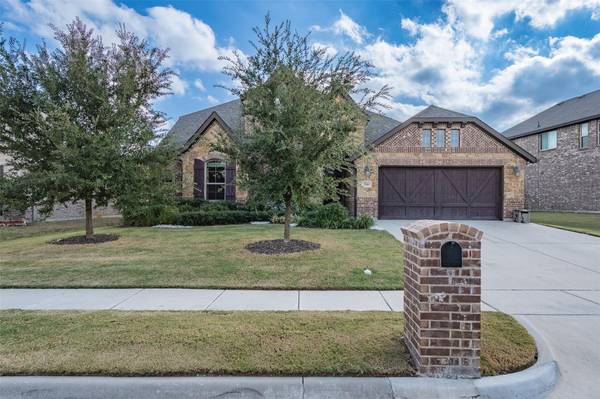 516 Sagebrush Lane, Waxahachie, TX 75165