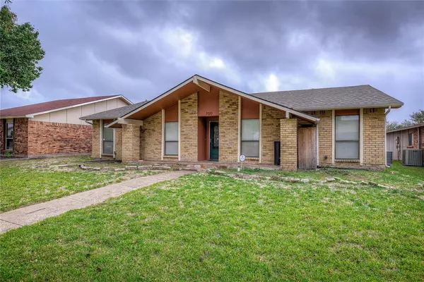 Mesquite, TX 75150,700 Hardwood Trail