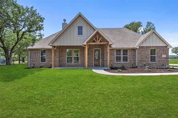 470 Old Towne Road, Paradise, TX 76073