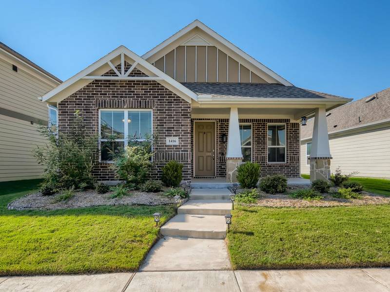 1416 Emerald Tree Place, Aubrey, TX 76227