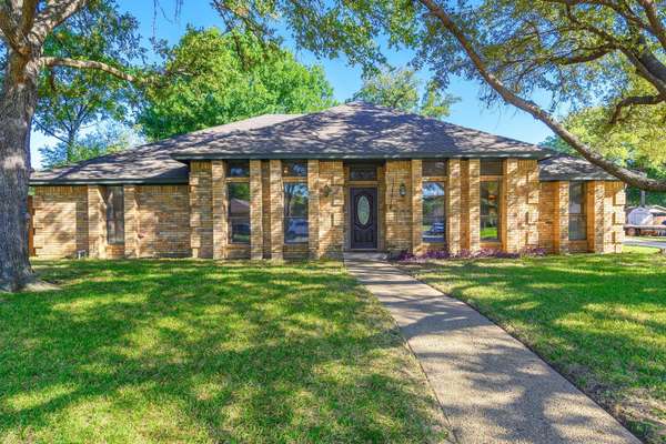 414 Willow Way, Highland Village, TX 75077