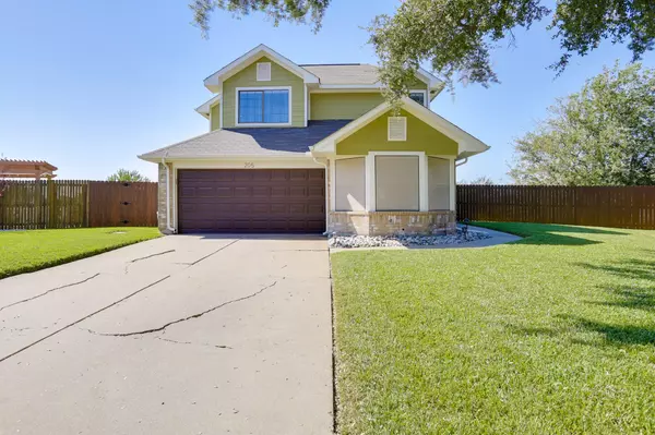 205 N Long Rifle Drive, Fort Worth, TX 76108