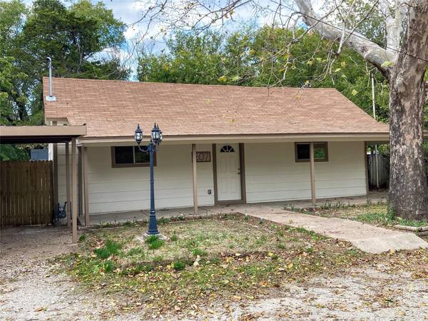 207 N Oneil Street, Alvord, TX 76225