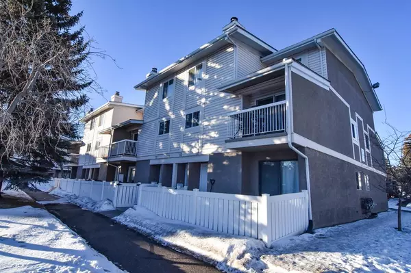 Calgary, AB T3E6N5,3015 51 ST SW #80