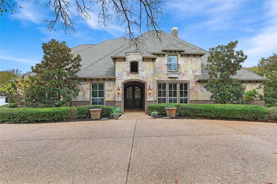 240 Fox Trot Lane, Double Oak, TX 75077