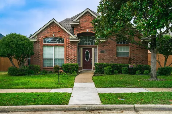 2709 Honeysuckle Drive, Richardson, TX 75082