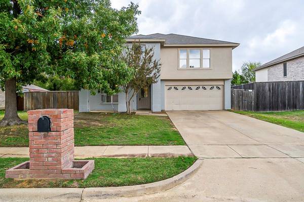 2813 Custer Drive, Corinth, TX 76210