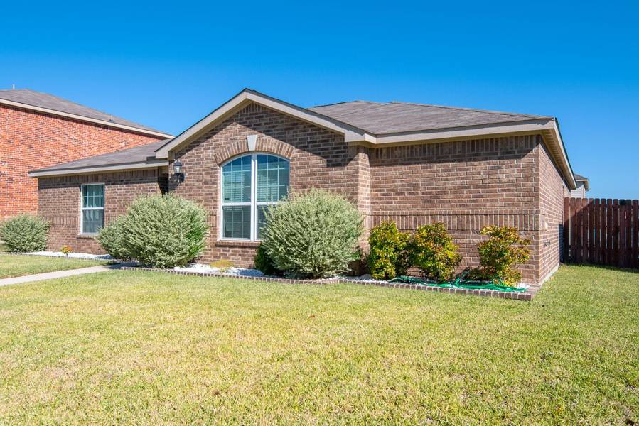 1022 Stanwyck Avenue, Duncanville, TX 75137