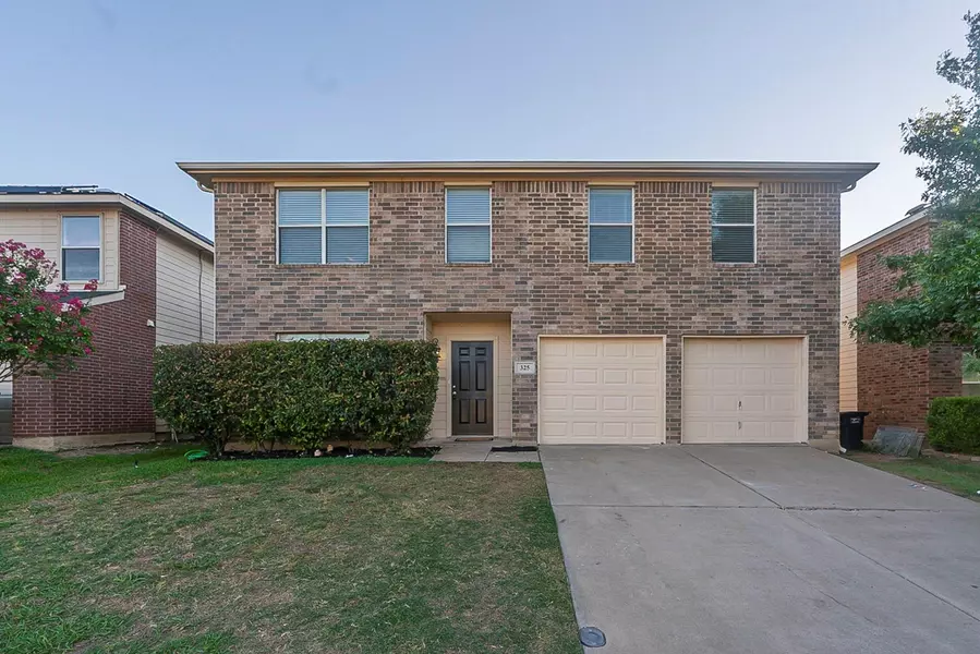 325 Blairwood Drive, Fort Worth, TX 76134