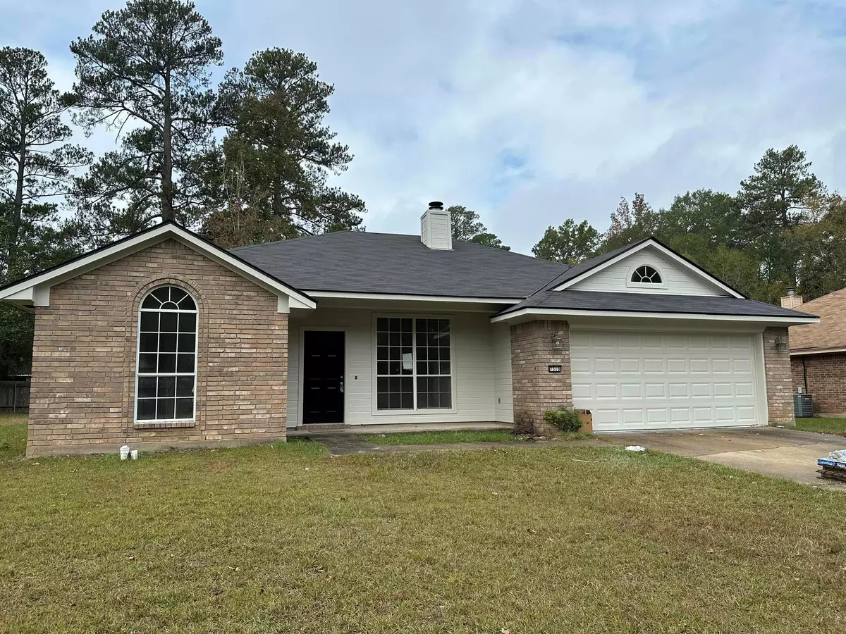 Greenwood, LA 71033,7510 Golden Meadows Road