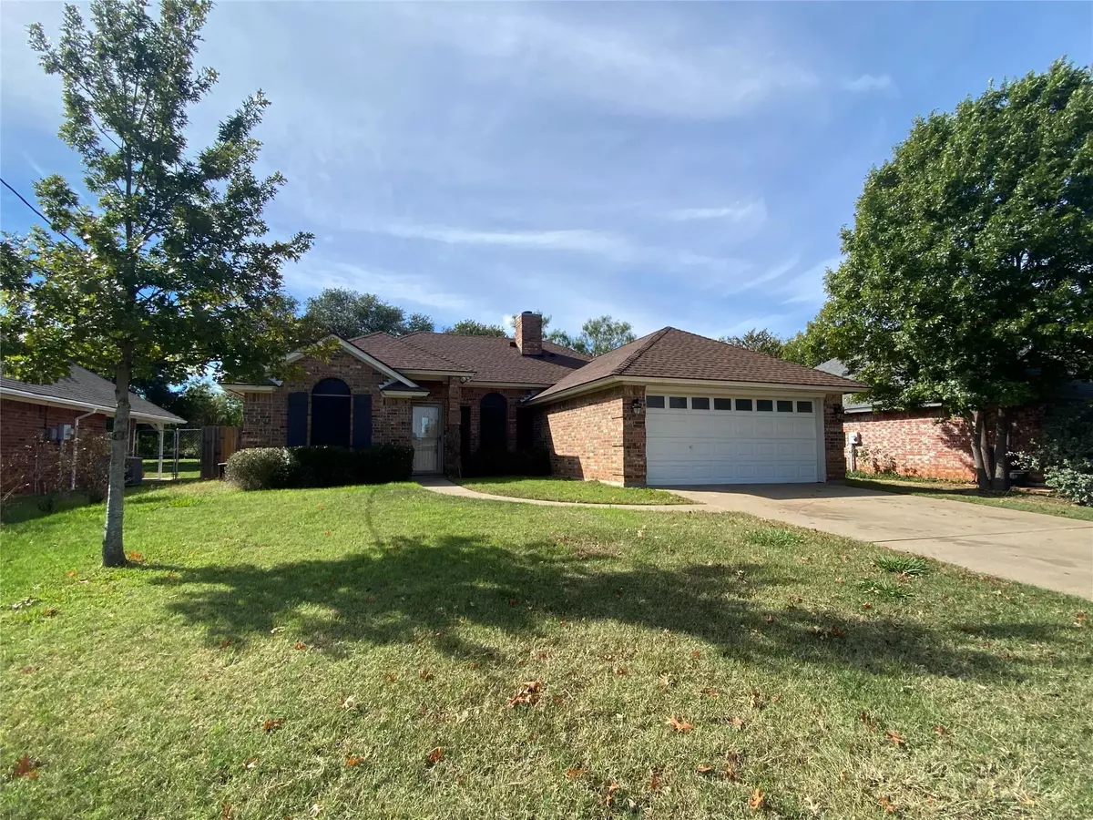 Granbury, TX 76048,1410 Spanish Trail Drive