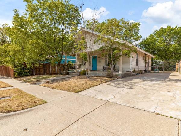 1212 Lilac Street, Fort Worth, TX 76110