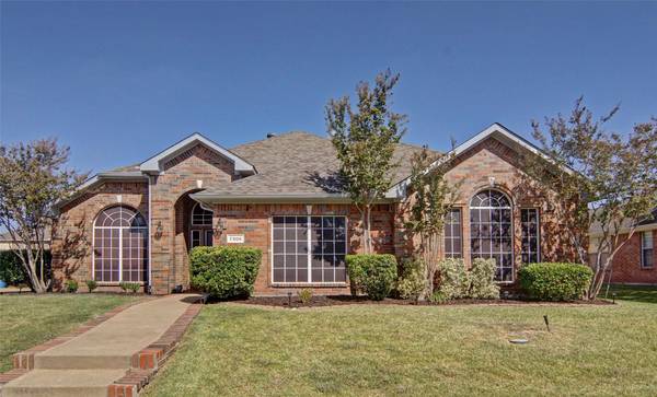 7306 Sand Pine Drive, Rowlett, TX 75089