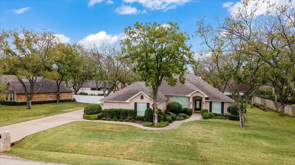 6005 Nutcracker Drive, Granbury, TX 76049