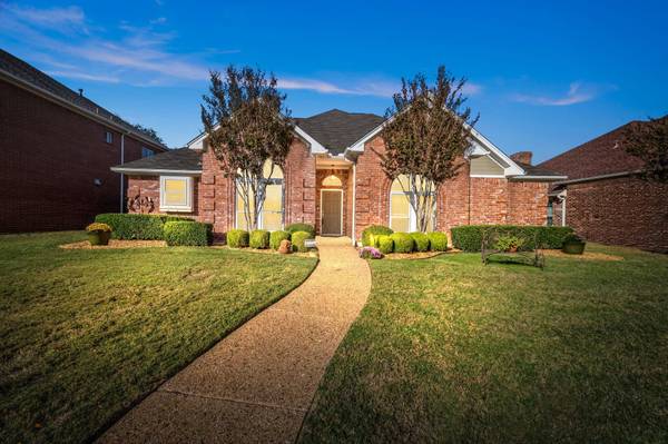 2559 Bluebonnet Drive, Richardson, TX 75082