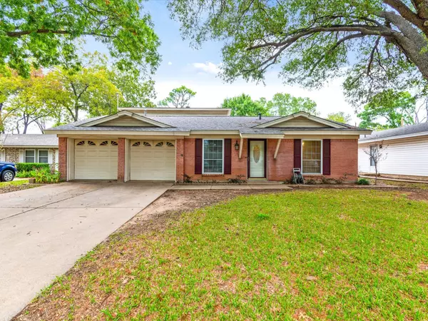 2609 Norwood Lane, Arlington, TX 76013