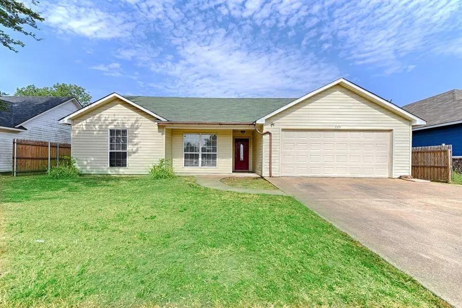 225 Windjammer Road, Gun Barrel City, TX 75156