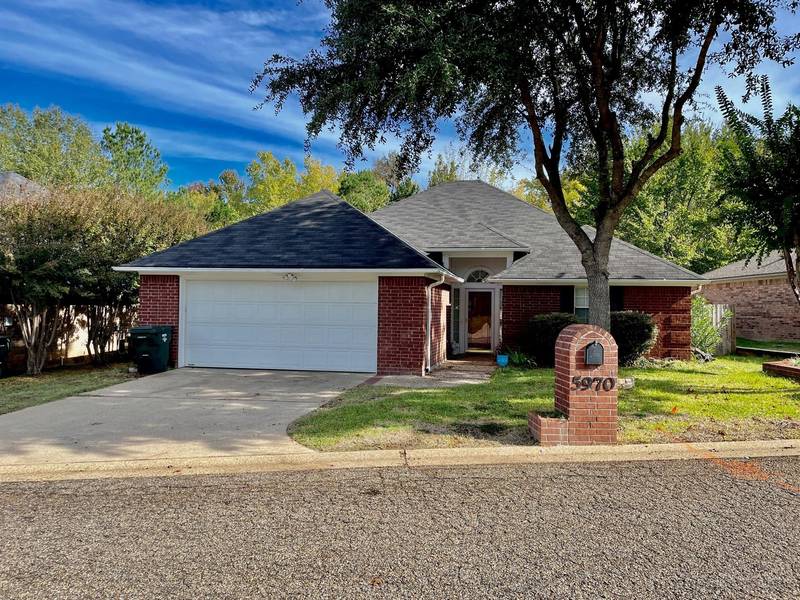 5970 Creekside Circle, Tyler, TX 75703