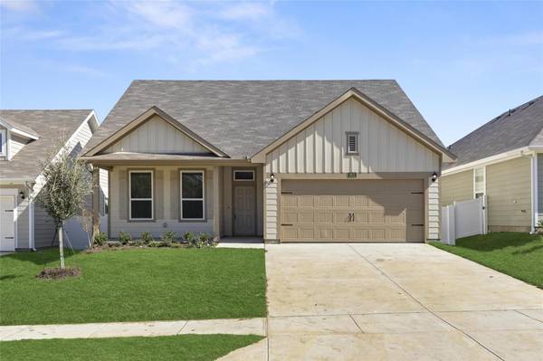 1612 Katharina Avenue W, Aubrey, TX 76227