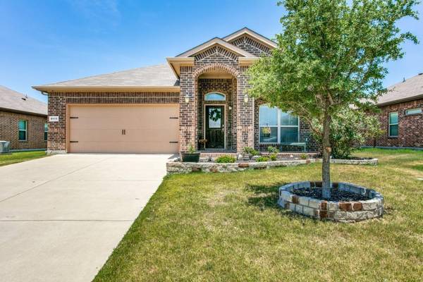 5111 Meadow Lane, Krum, TX 76249