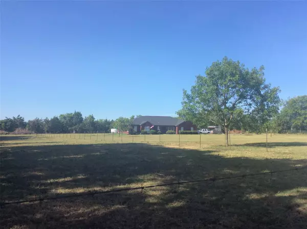 Dodd City, TX 75438,602 W 3rd