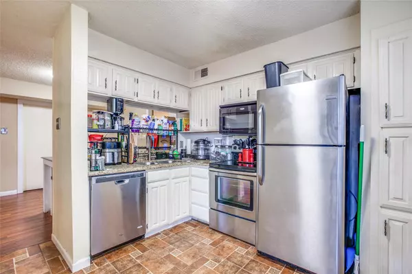 Richardson, TX 75080,336 Melrose Drive #4B