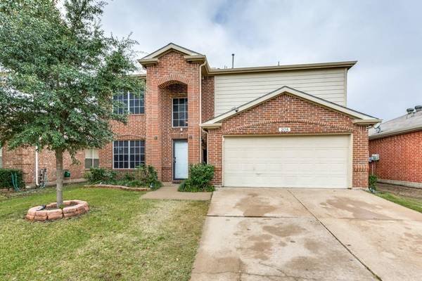 205 Grassy Creek Drive, Wylie, TX 75098