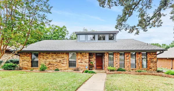 2708 Margaret Drive, Arlington, TX 76012