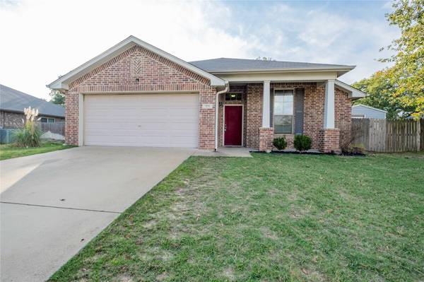 378 Molly Lane, Lindale, TX 75771