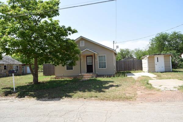 709 W 12th Street, Coleman, TX 76834