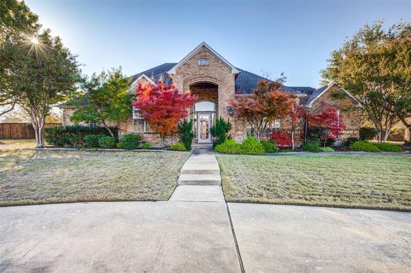 205 Carriage Hill Lane, Heath, TX 75032