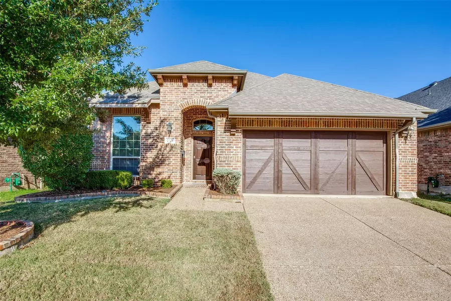 2721 Cole Castle Drive, Lewisville, TX 75056