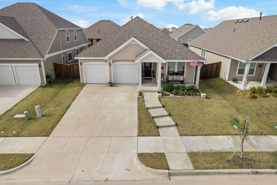 2130 Mossbrook Drive, Royse City, TX 75189